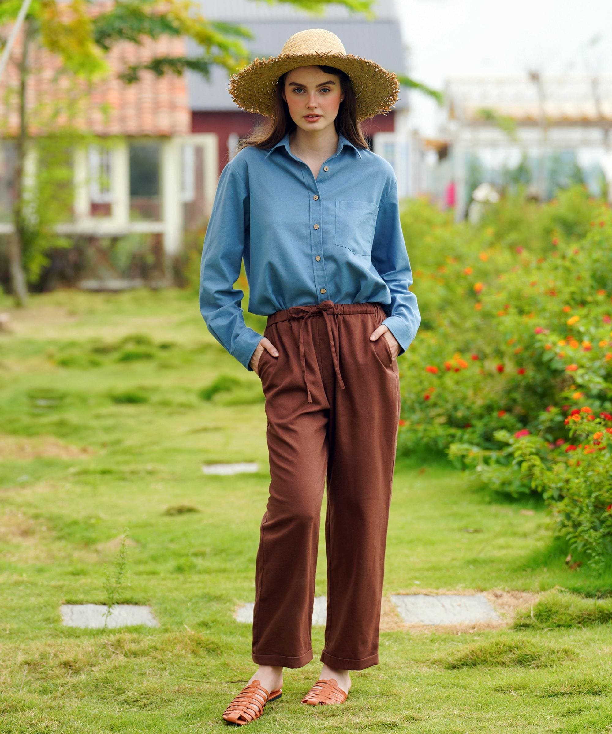 Loose Linen Pants with Tapered Leg and Elastic Waist